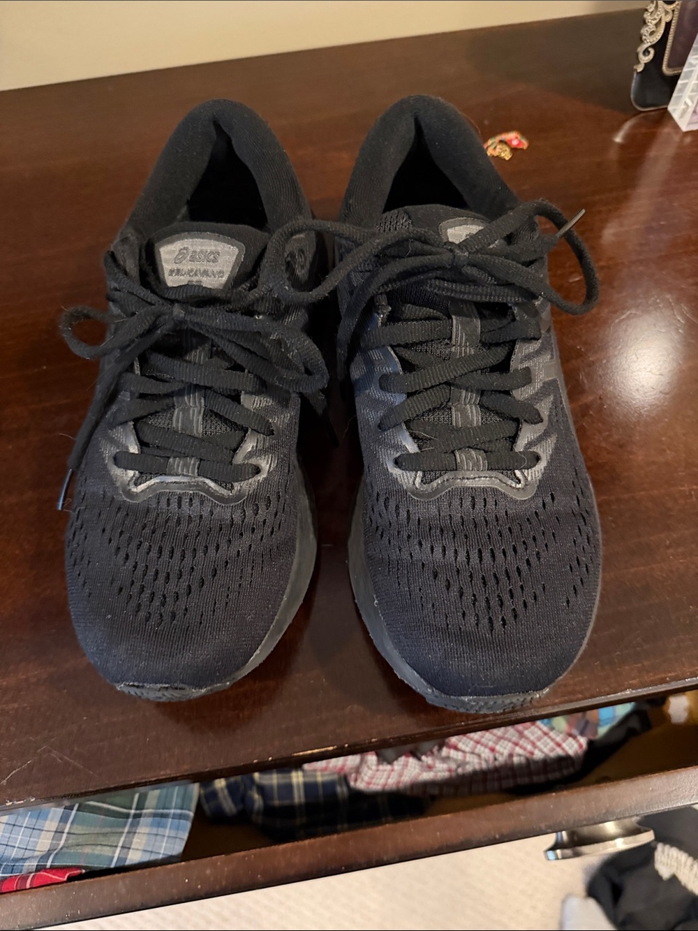 ASICS women’s gel Kayano 26 sz 7.5